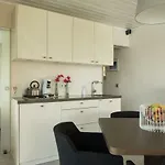 Marina Hausboote Und Seelodge Botel *