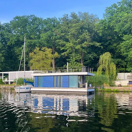 Ботель Marina Hausboote Und Seelodge *