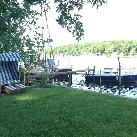 Ботель Marina Hausboote Und Seelodge *