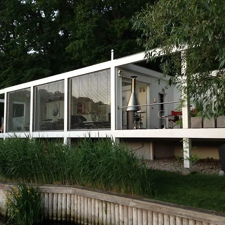 Marina Hausboote Und Seelodge Tekne